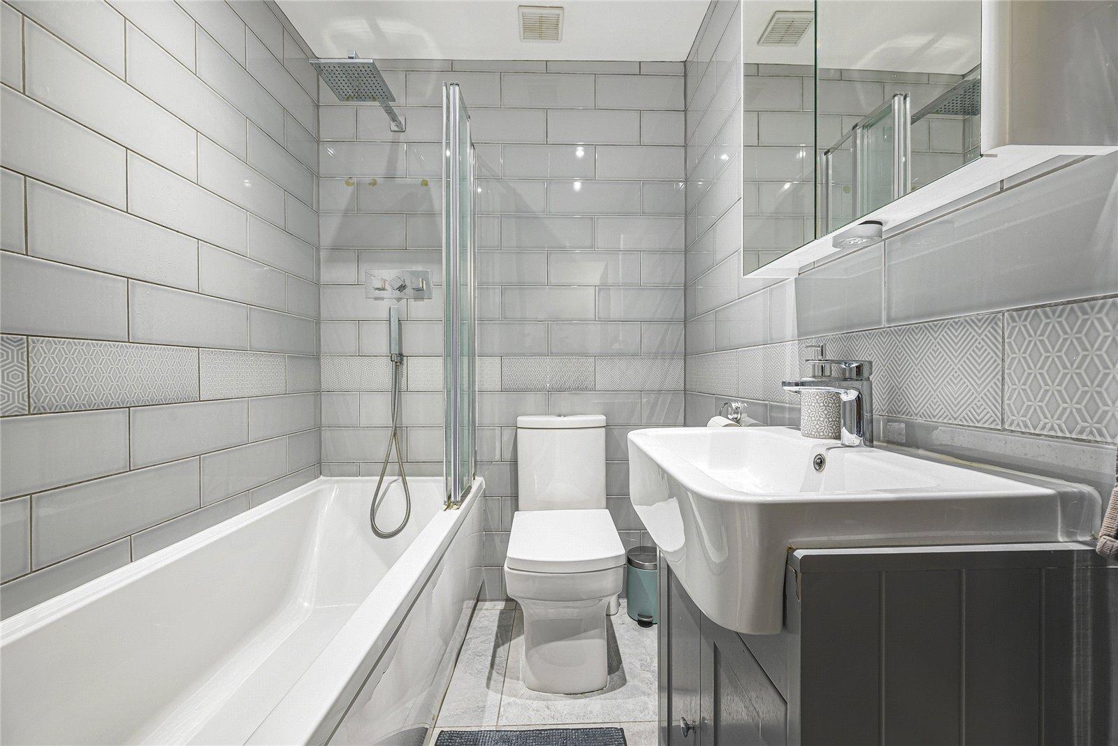2 bedroom house for sale in Welling | Robinson Jackson