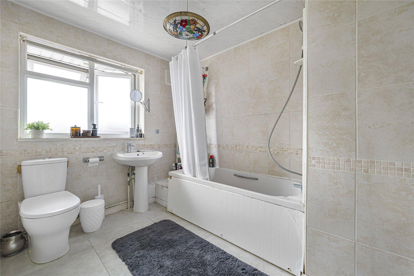 3 bedroom house for sale in Welling | Robinson Jackson