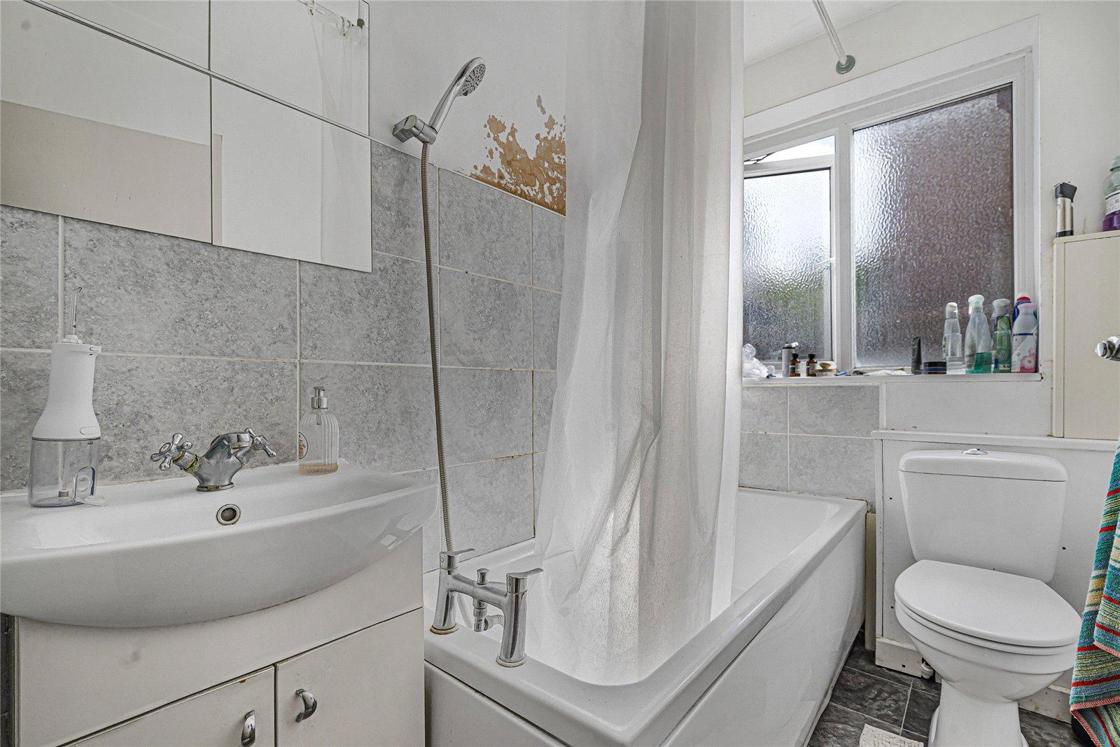 2 bedroom property for sale in Welling | Robinson Jackson