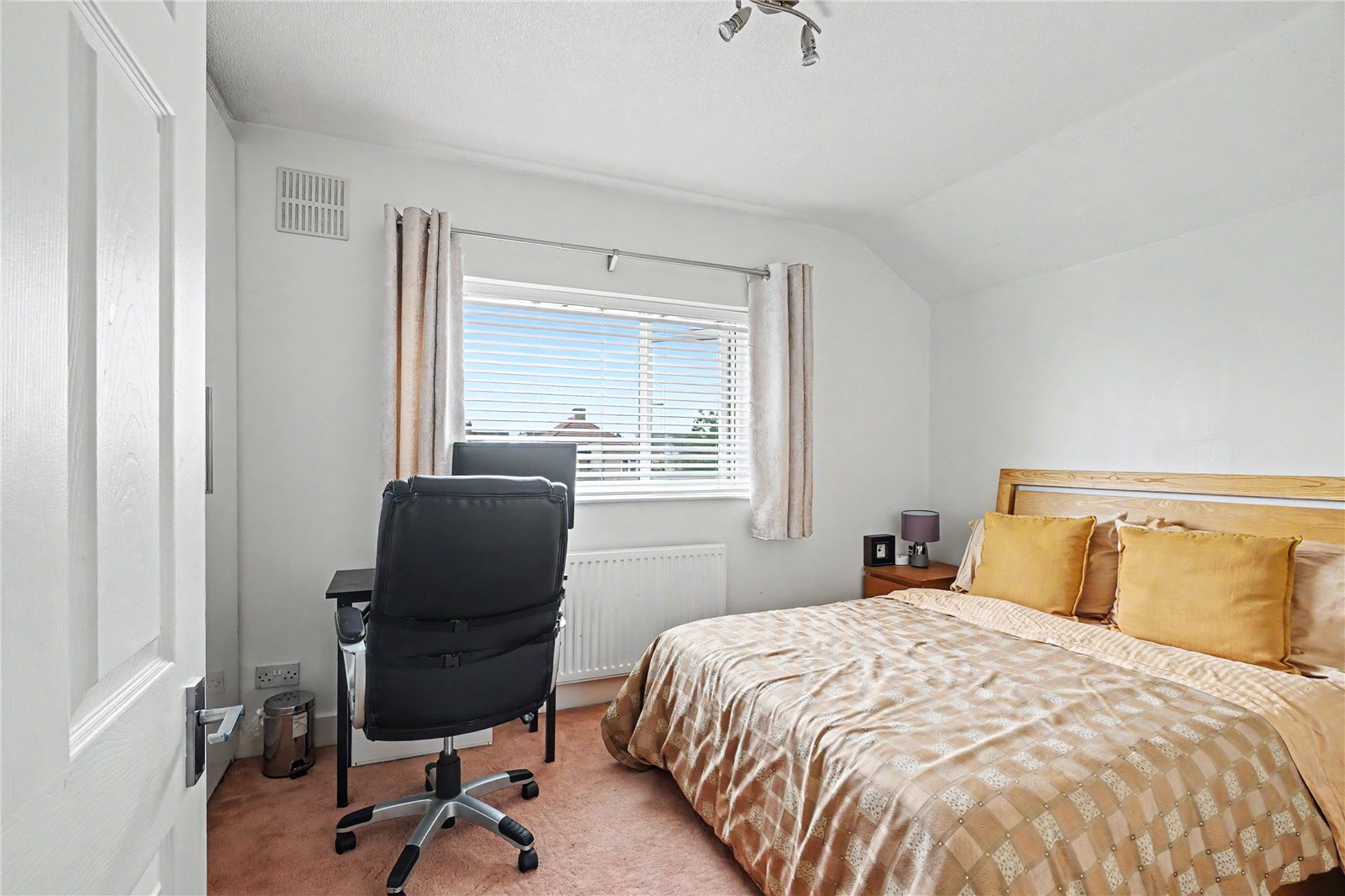 4 bedroom house for sale in Welling | Robinson Jackson