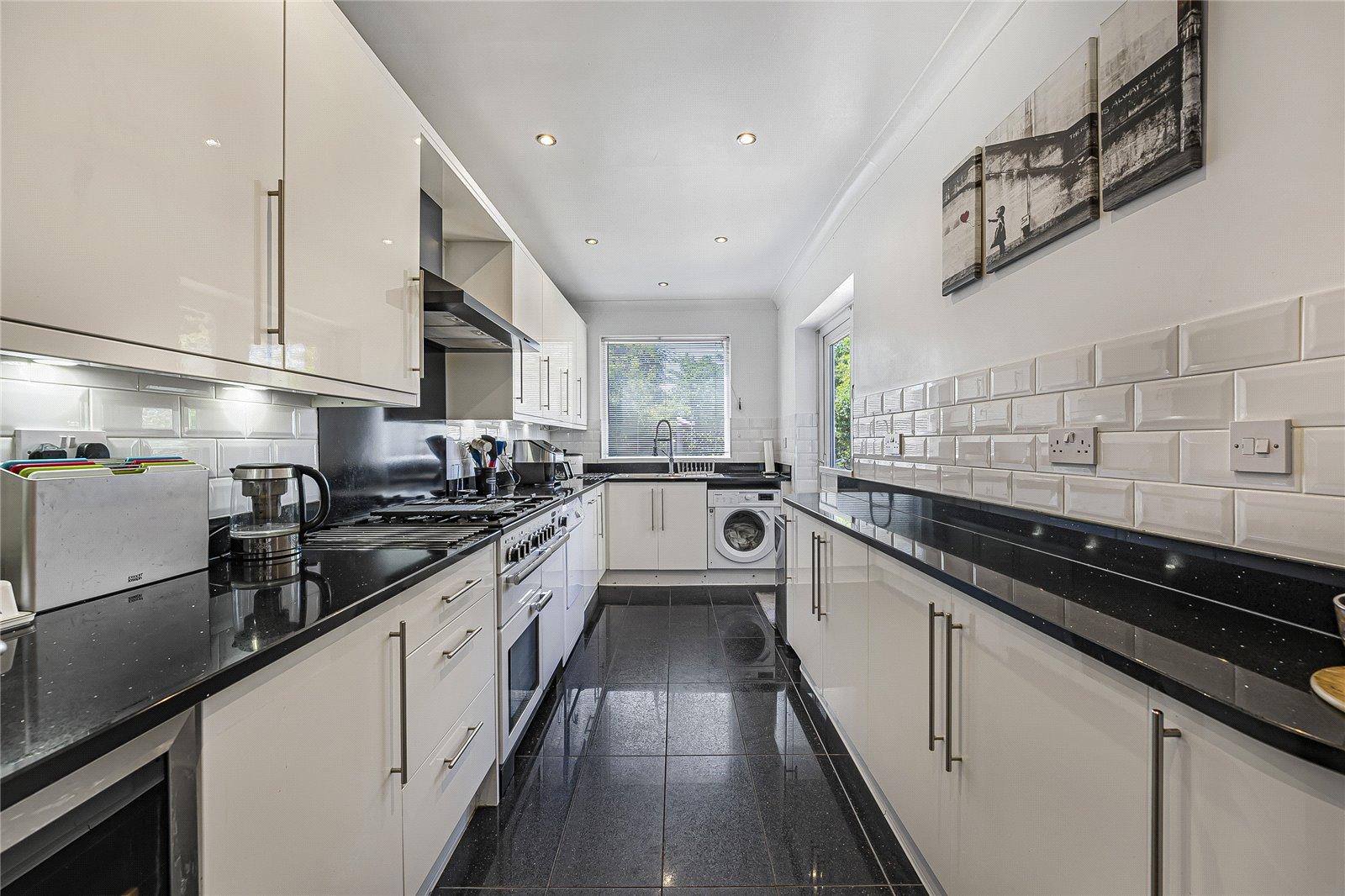 5 bedroom house for sale in South Welling | Robinson Jackson