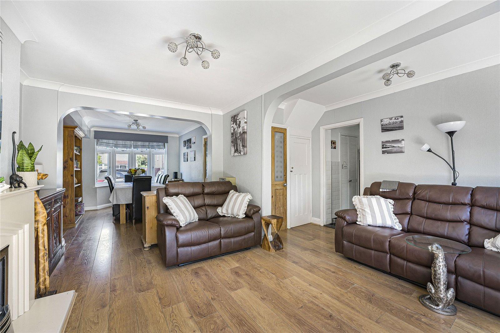 5 bedroom house for sale in South Welling | Robinson Jackson
