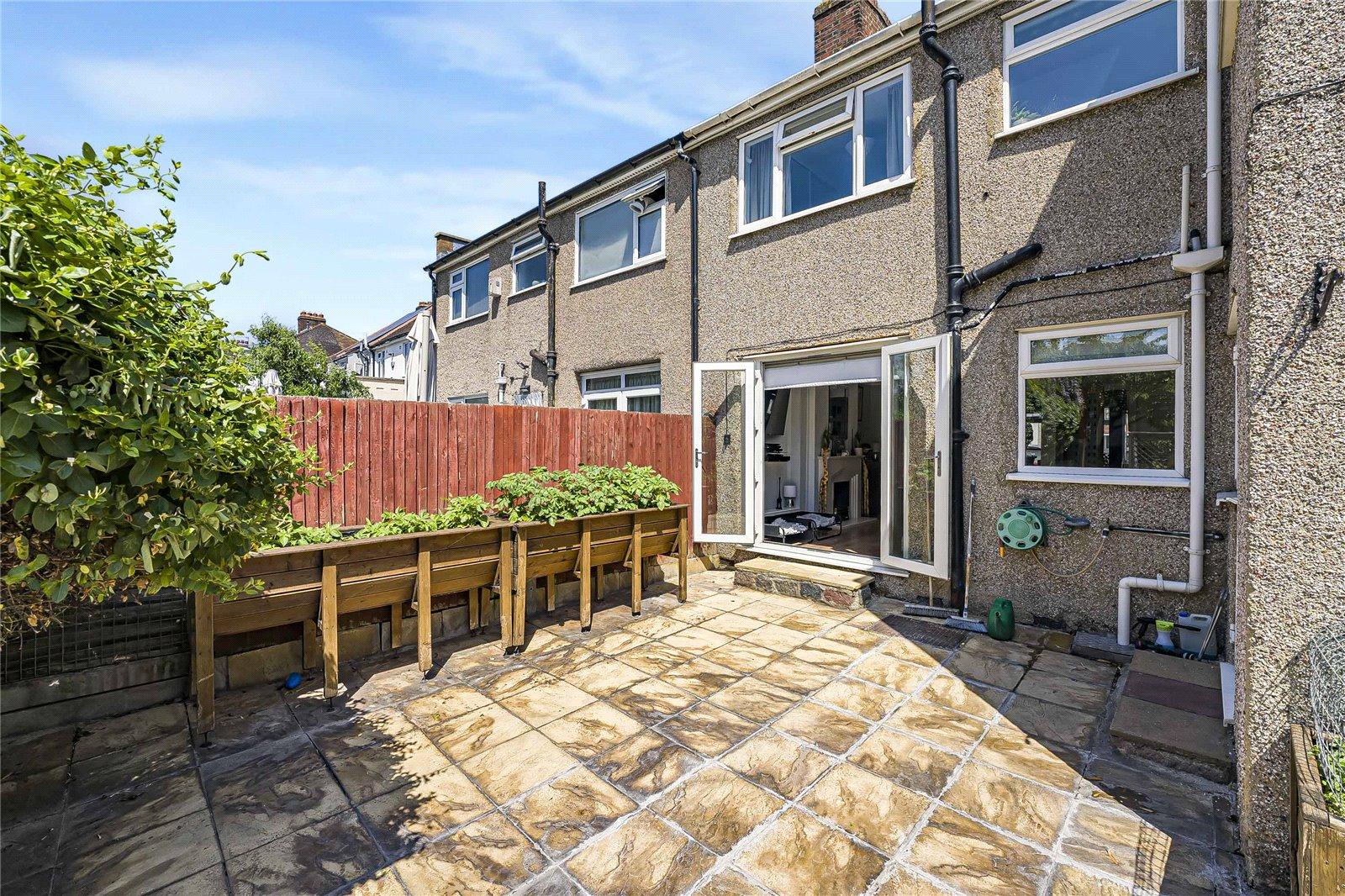 5 bedroom house for sale in South Welling | Robinson Jackson