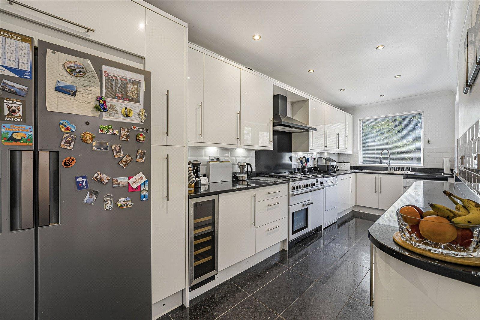 5 bedroom house for sale in South Welling | Robinson Jackson