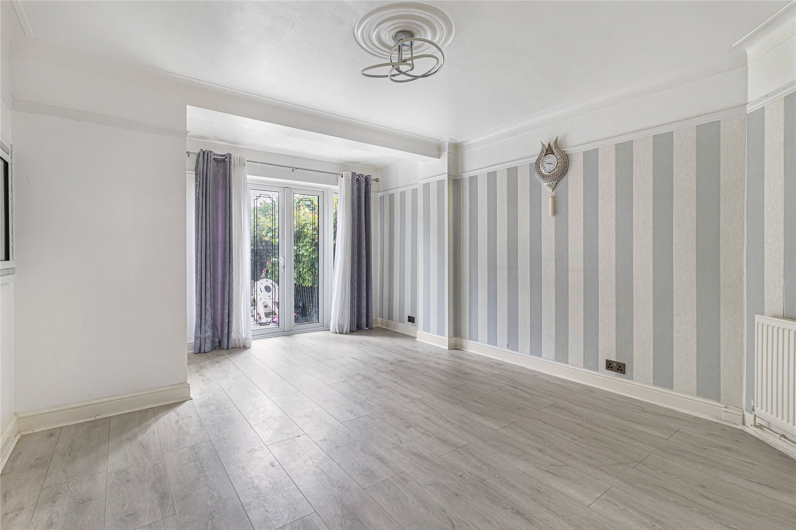 4 bedroom house for sale in Welling | Robinson Jackson