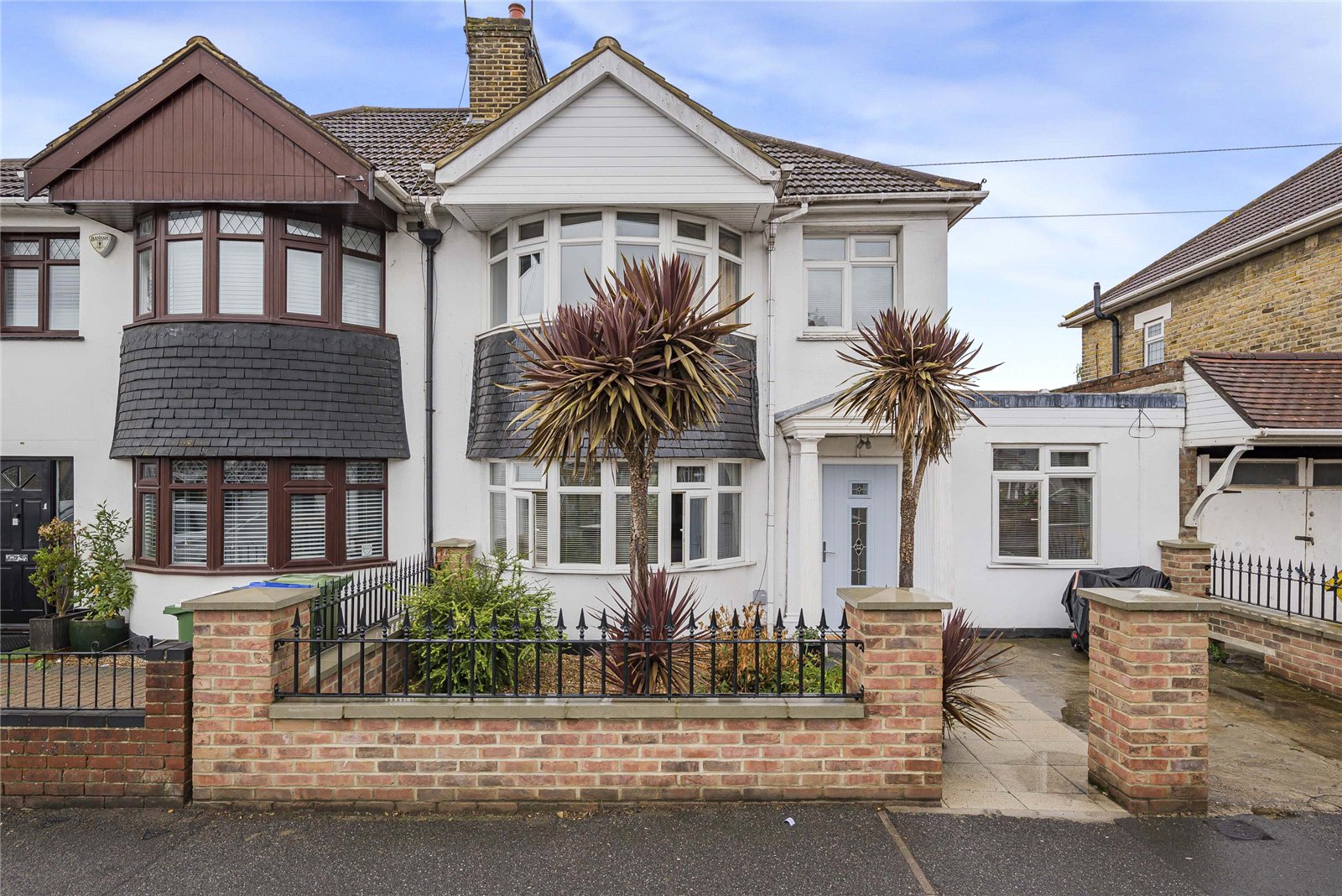 4 bedroom house for sale in Welling | Robinson Jackson