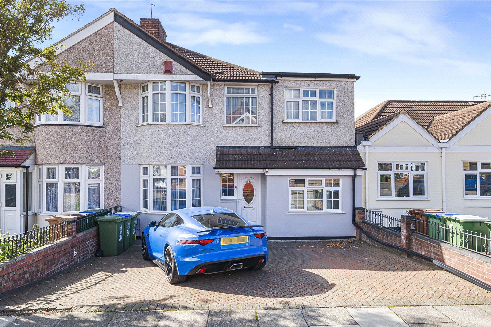 5 bedroom house for sale in Welling | Robinson Jackson