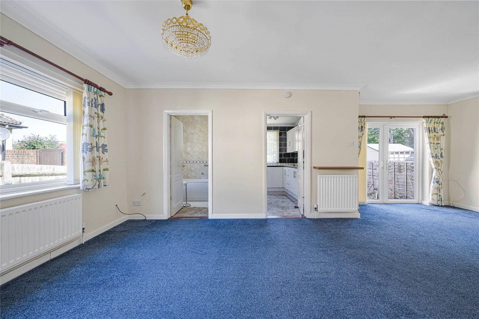 2 bedroom bungalow for sale in Welling | Robinson Jackson