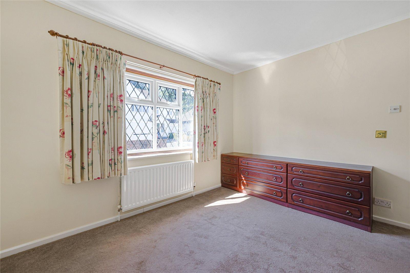 2 bedroom bungalow for sale in Welling | Robinson Jackson