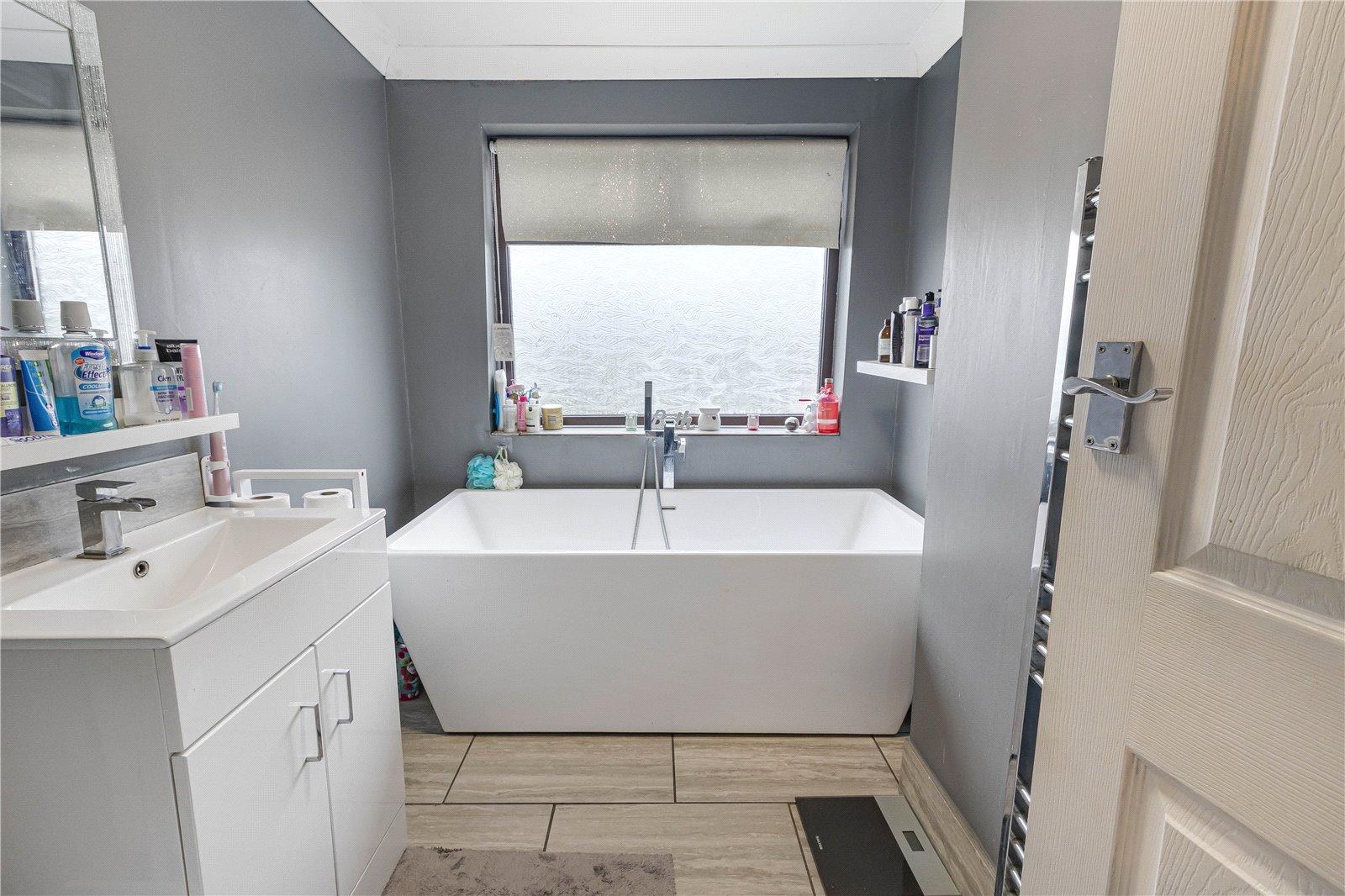 5 bedroom house for sale in Welling | Robinson Jackson
