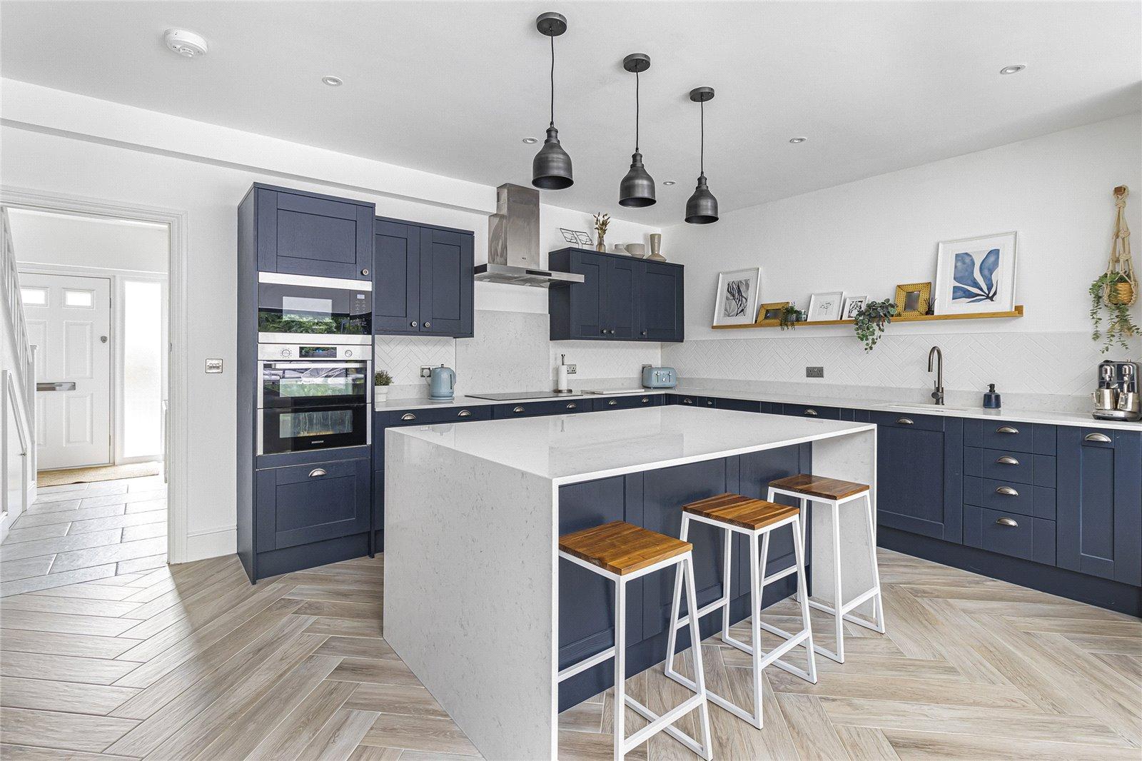 5 bedroom house for sale in South Welling | Robinson Jackson