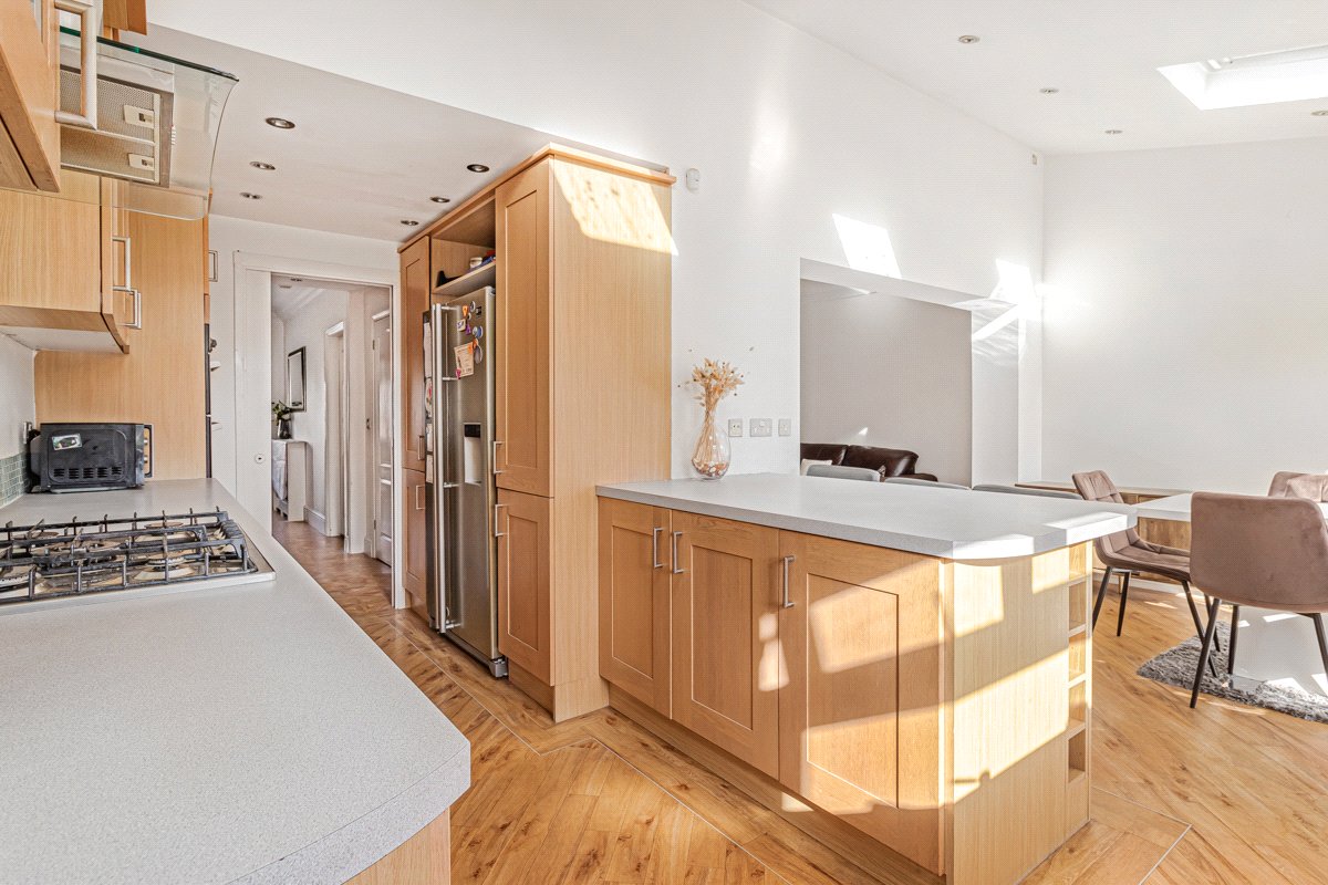4 bedroom house for sale in South Welling | Robinson Jackson