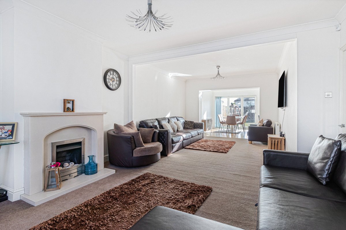 4 bedroom house for sale in South Welling | Robinson Jackson