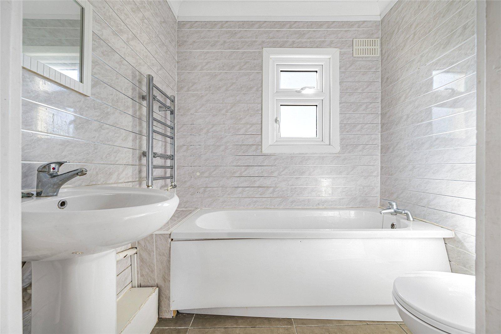 3 bedroom house for sale in Welling | Robinson Jackson