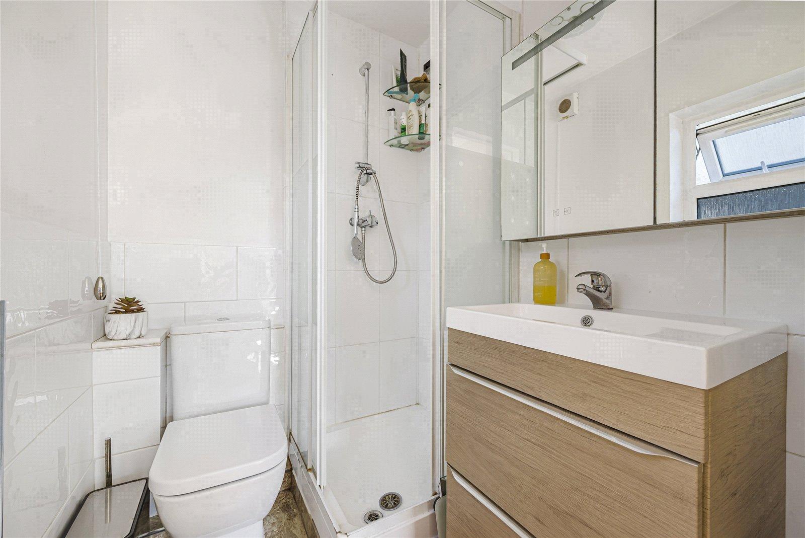 4 bedroom bungalow for sale in Welling | Robinson Jackson