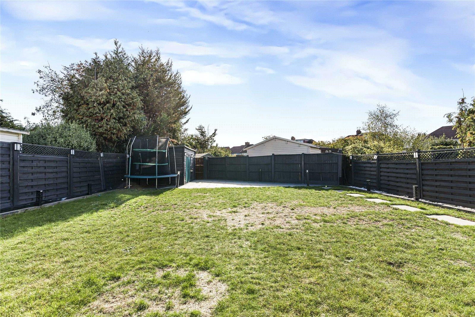 4 bedroom bungalow for sale in Welling | Robinson Jackson