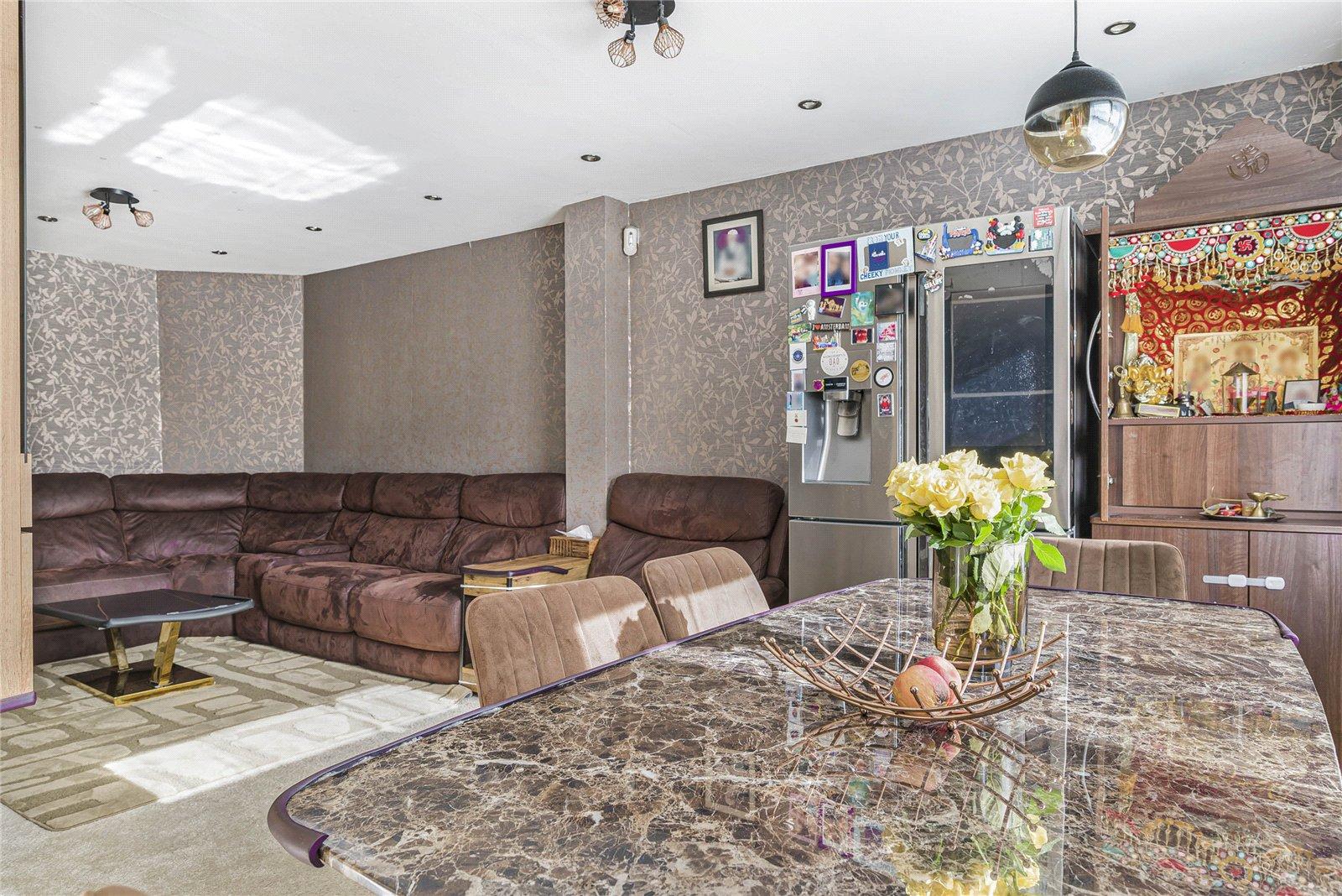 4 bedroom bungalow for sale in Welling | Robinson Jackson
