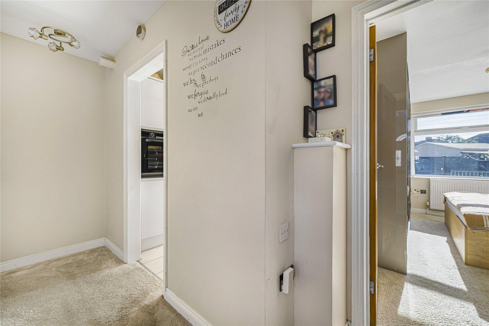 4 bedroom bungalow for sale in Welling | Robinson Jackson