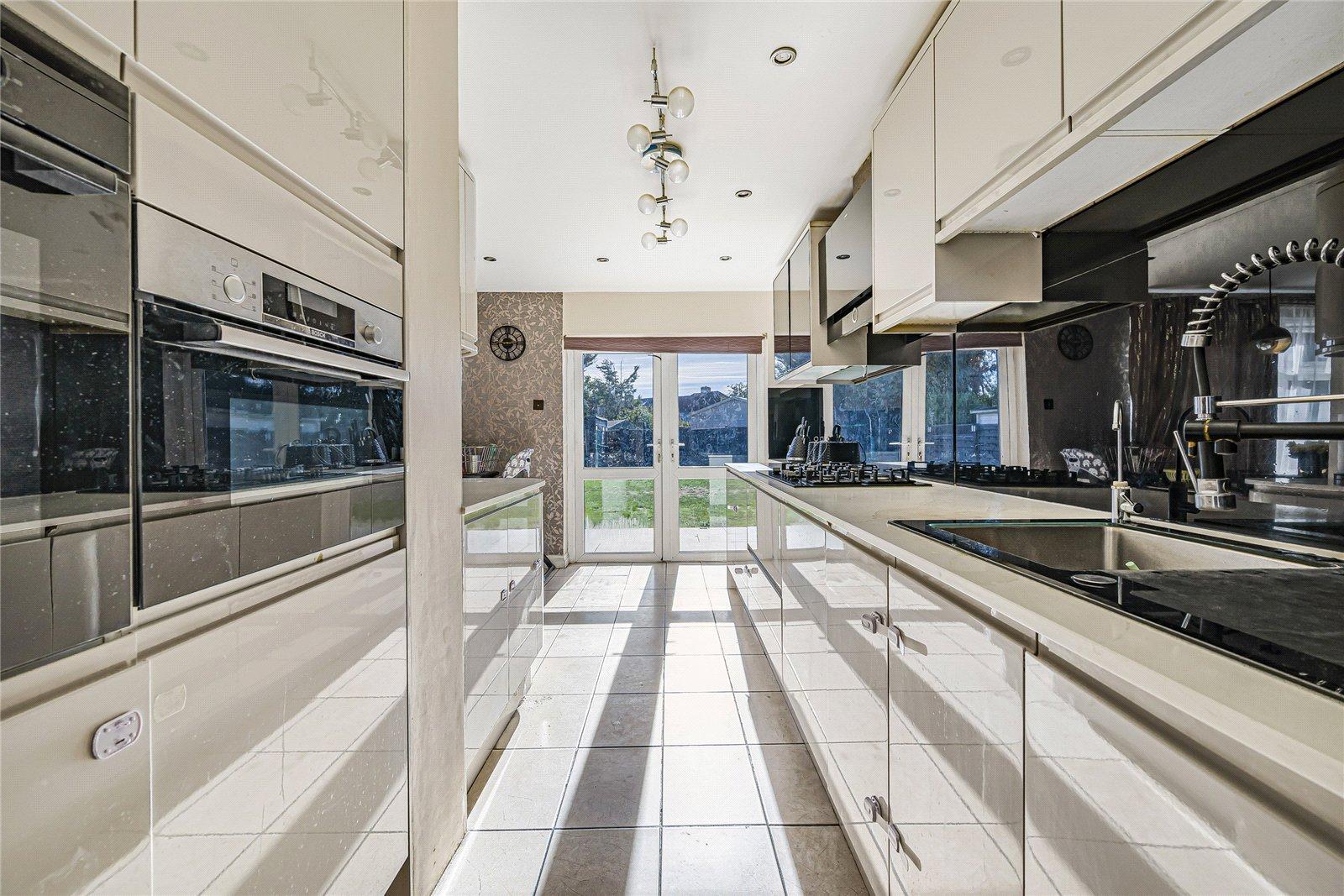 4 bedroom bungalow for sale in Welling | Robinson Jackson