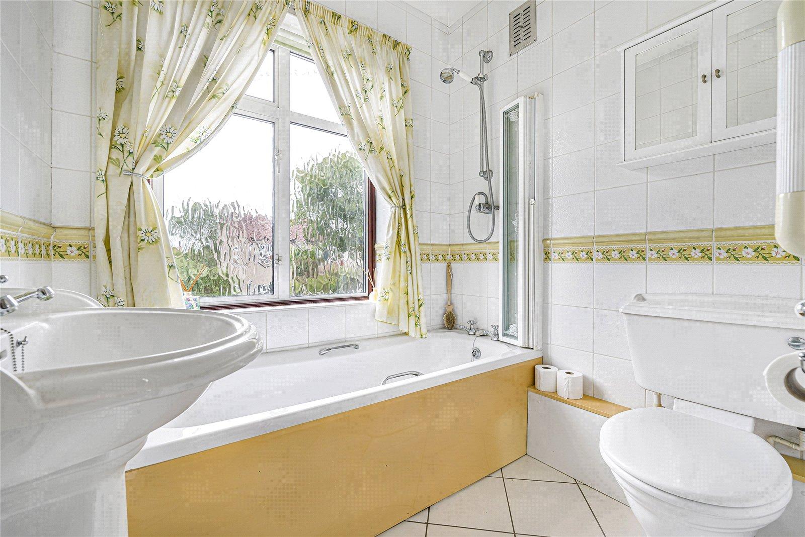 3 bedroom house for sale in Welling | Robinson Jackson