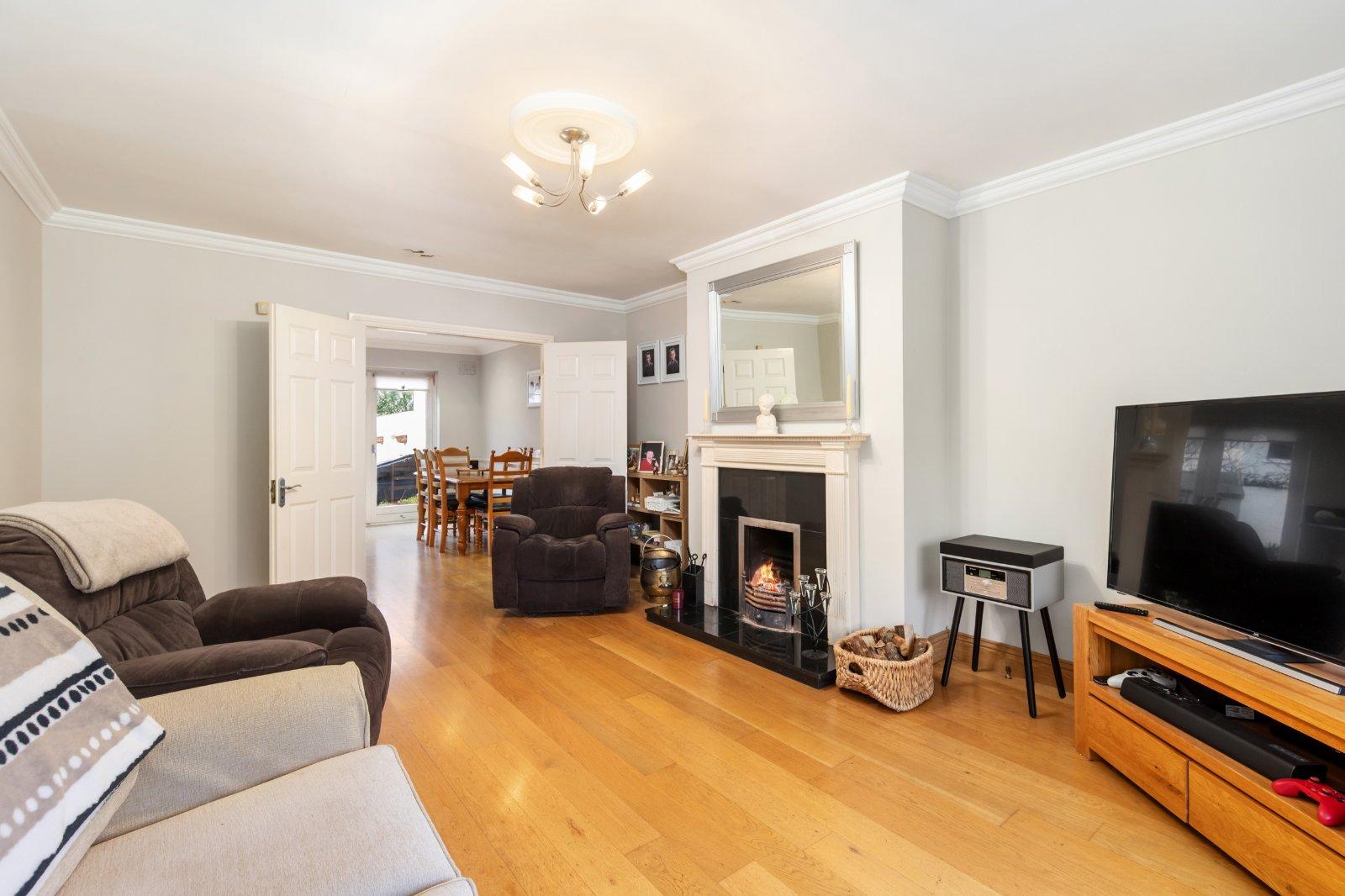 44 Glencairn Rise, The Gallops, Leopardstown, Dublin 18, D18K2E0 - DNG Estate Agents