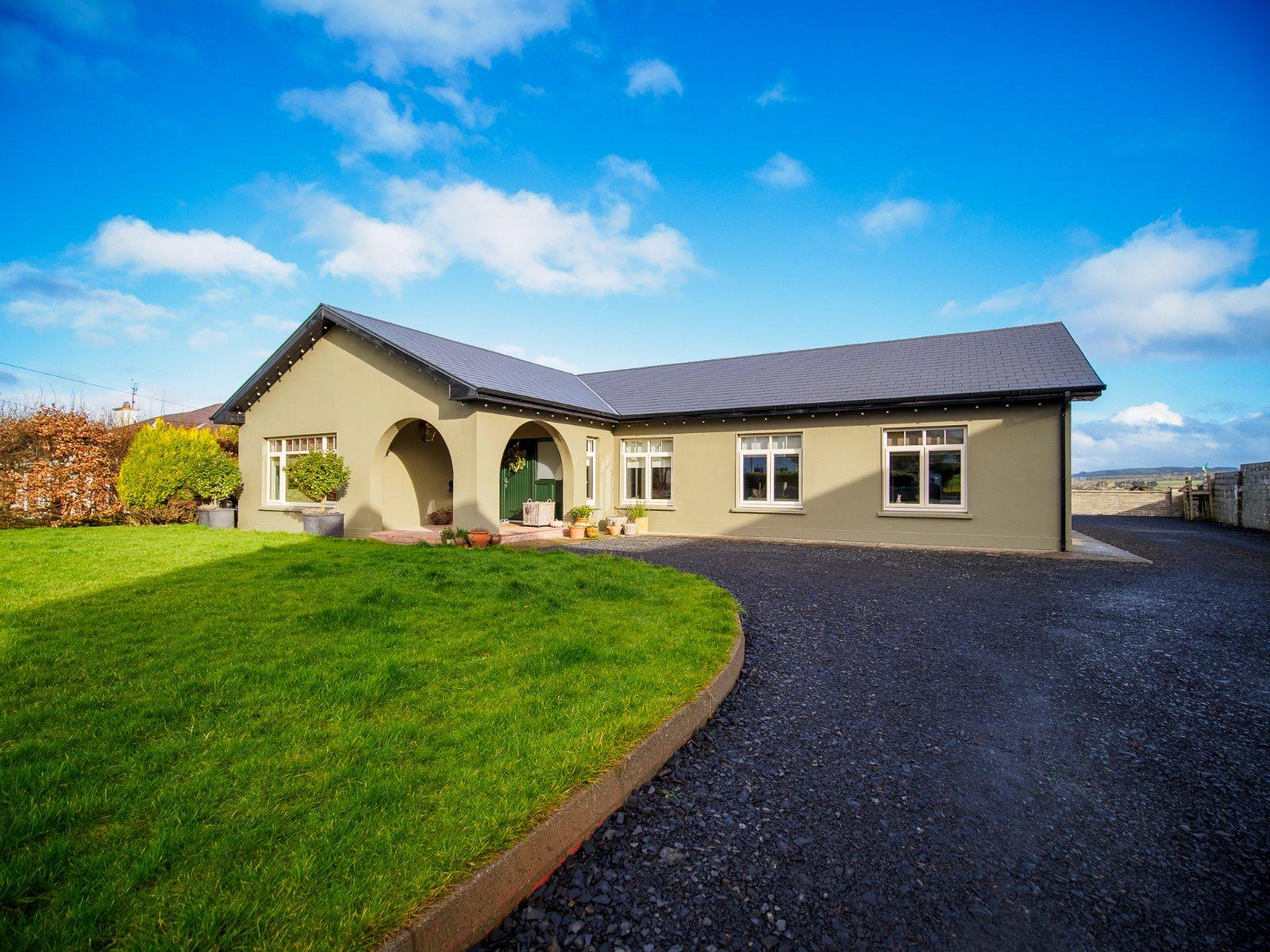 Knockavallig, Duagh, Co. Kerry, V31EW74 - DNG Estate Agents