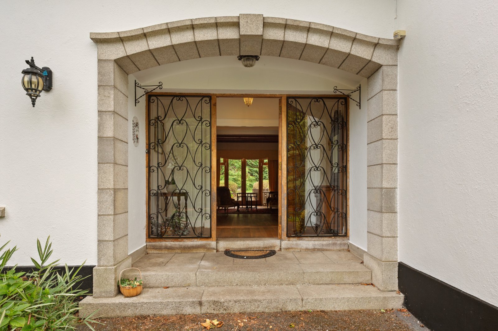 White Gables House, White Gables, Rathmichael, Dublin 18, D18P3C6 - DNG Estate Agents