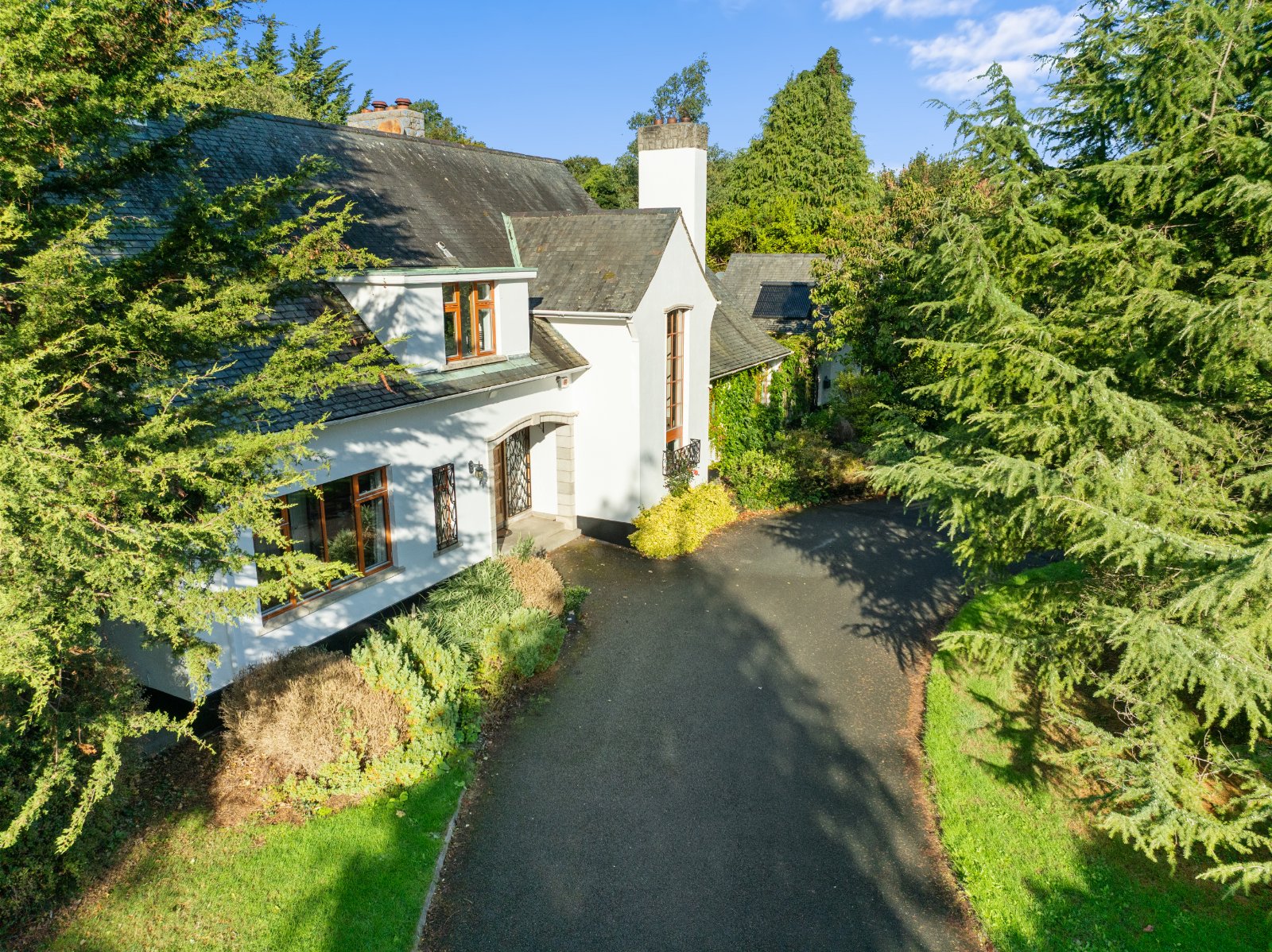 White Gables House, White Gables, Rathmichael, Dublin 18, D18P3C6 - DNG Estate Agents