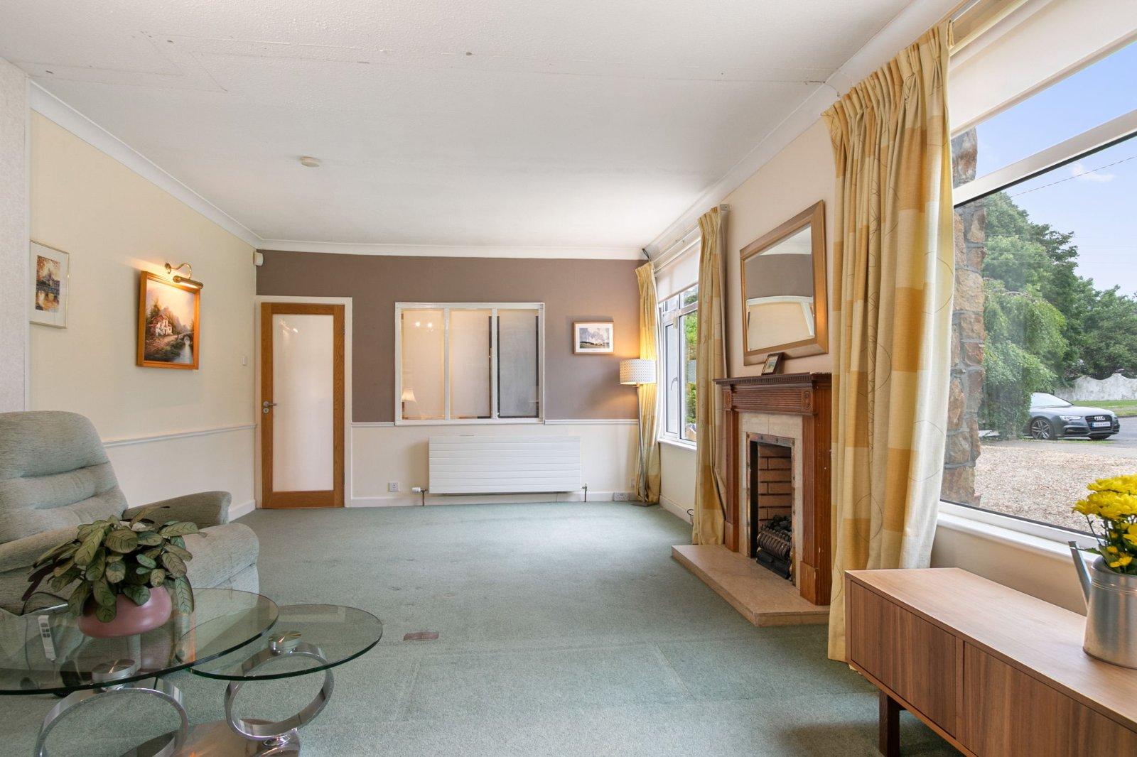 13 Seaview Park, Shankill, Dublin 18, D18HD42 - DNG Estate Agents