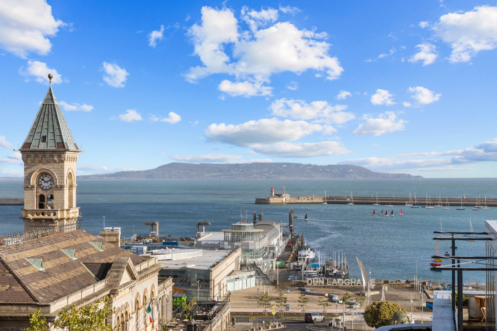 Penthouse Apartment 18 Pavilion 2, Marine Road, Dun Laoghaire, Co Dublin, A96PF58 - DNG Estate Agents
