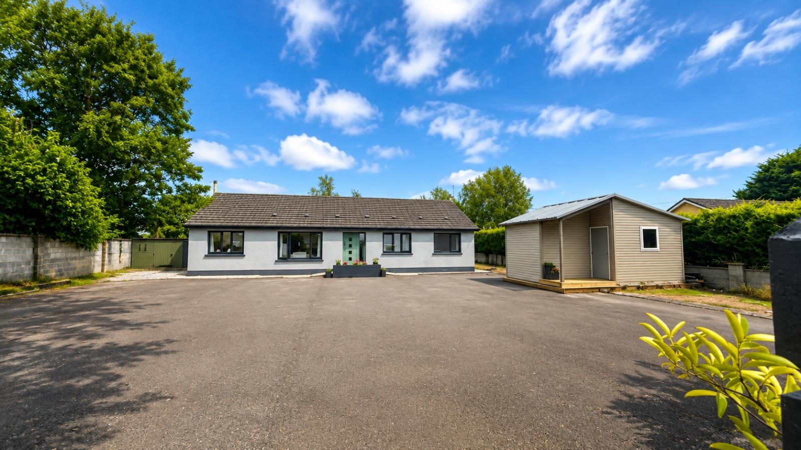 Cloneen, Castlecomer, Co. Kilkenny, R95 - DNG Estate Agents