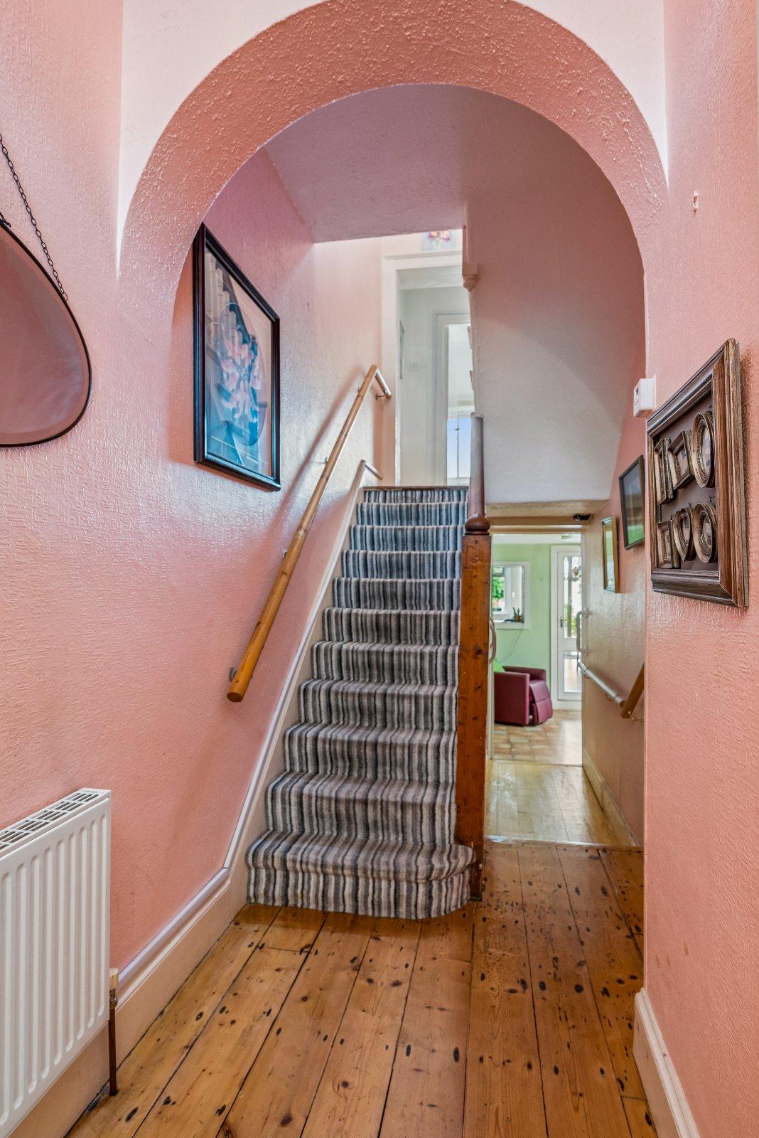 Malahide Road, Clontarf, Dublin 3, D03HD40 - DNG Estate Agents