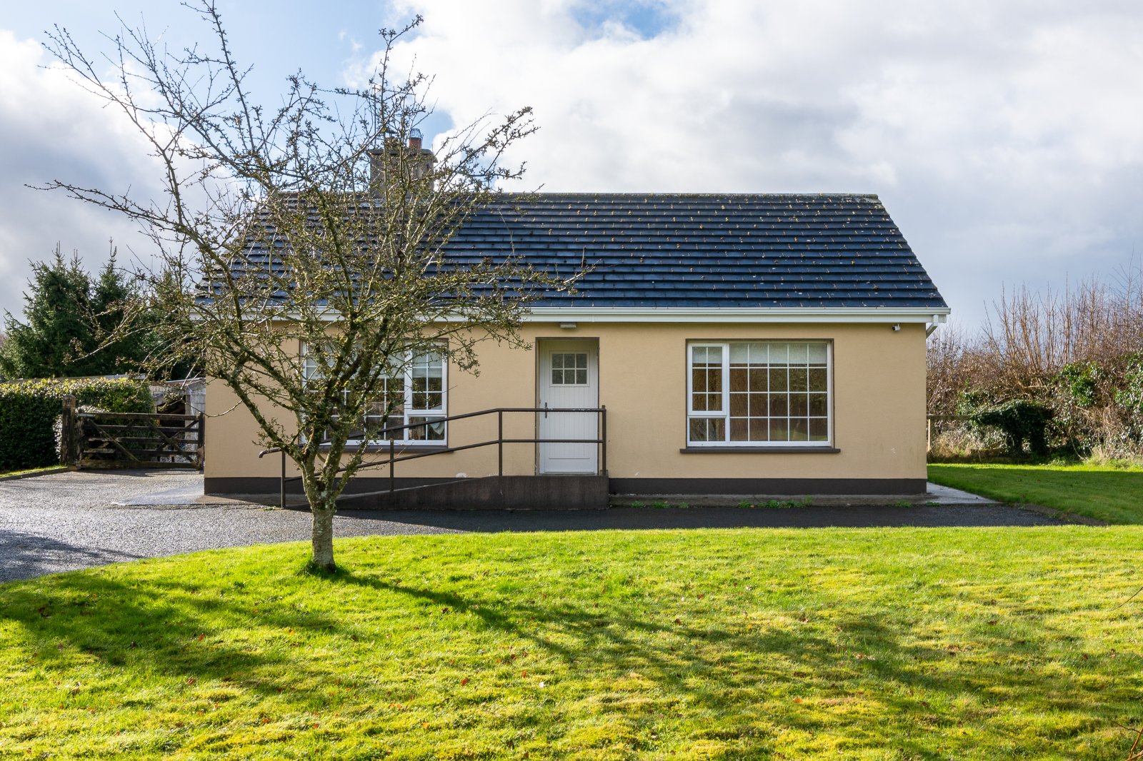 Coniker, Durrow, Tullamore, Co Offaly, R35V520 - DNG Estate Agents