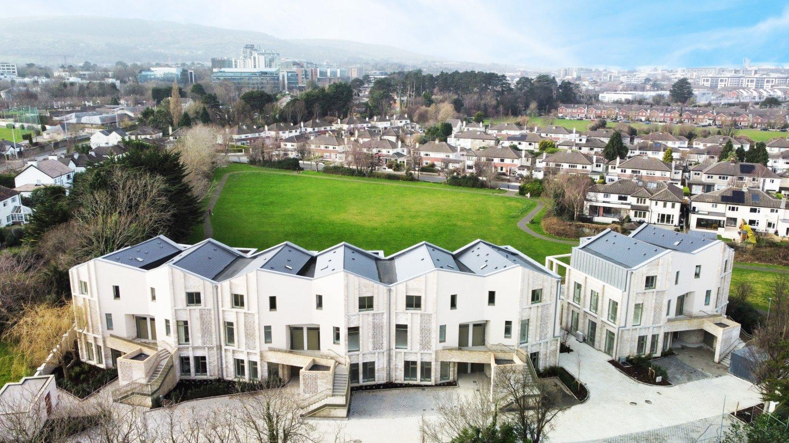 Kinvara | Kinross, Leopardstown Road, Foxrock, Dublin 18 - DNG Estate Agents