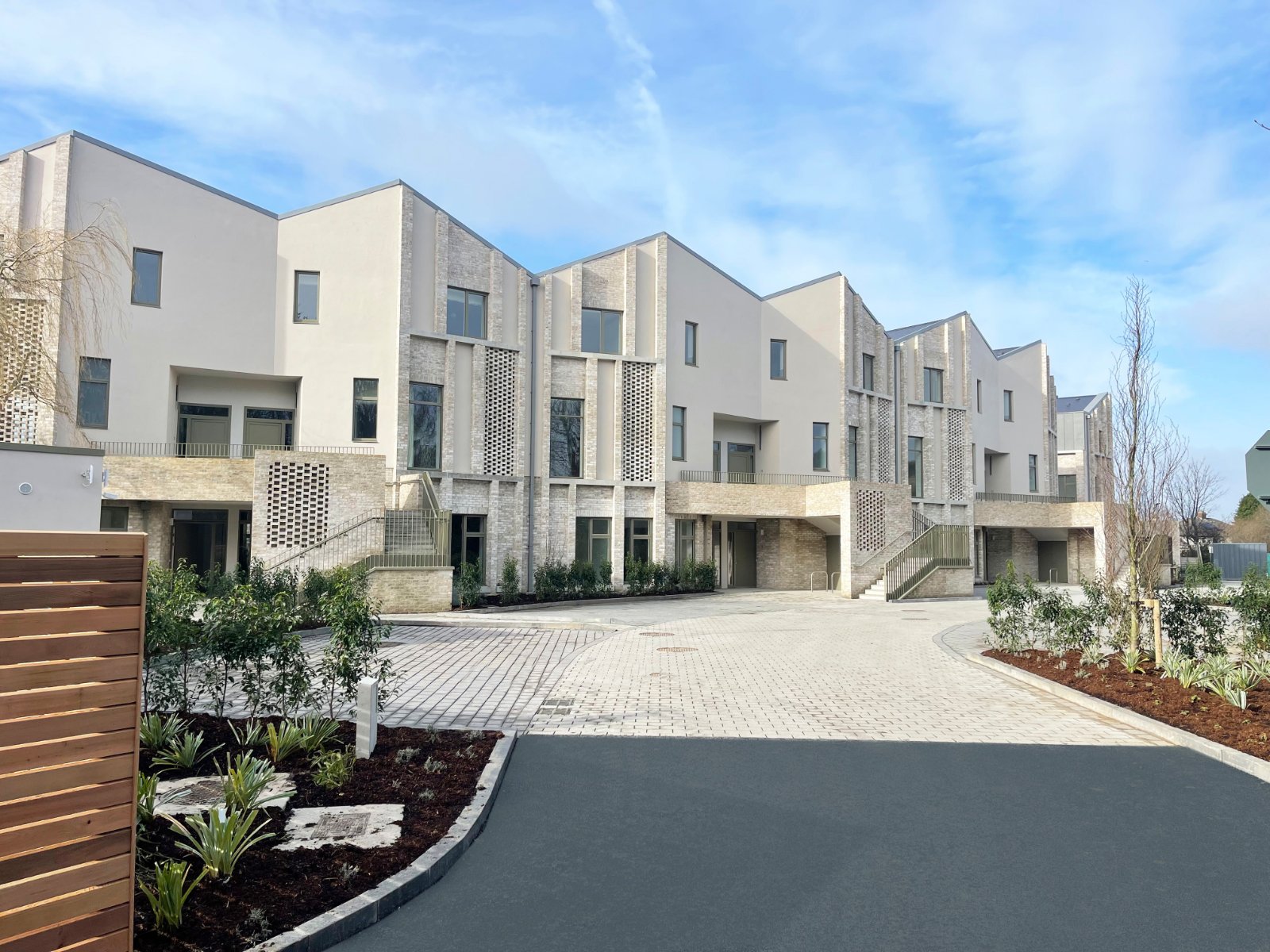 3 Bed Duplex Kinvara | Kinross, Fey Yerra Lane, Foxrock, Dublin 18 - DNG Estate Agents