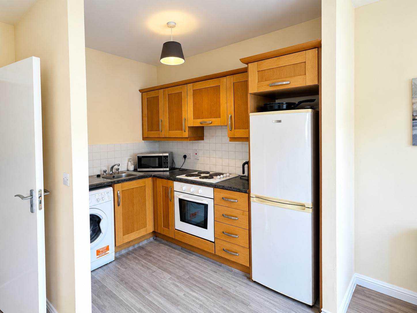 27 Weaver Court, Block 2, Clondalkin, Dublin 22, D22XC79 - DNG Estate Agents