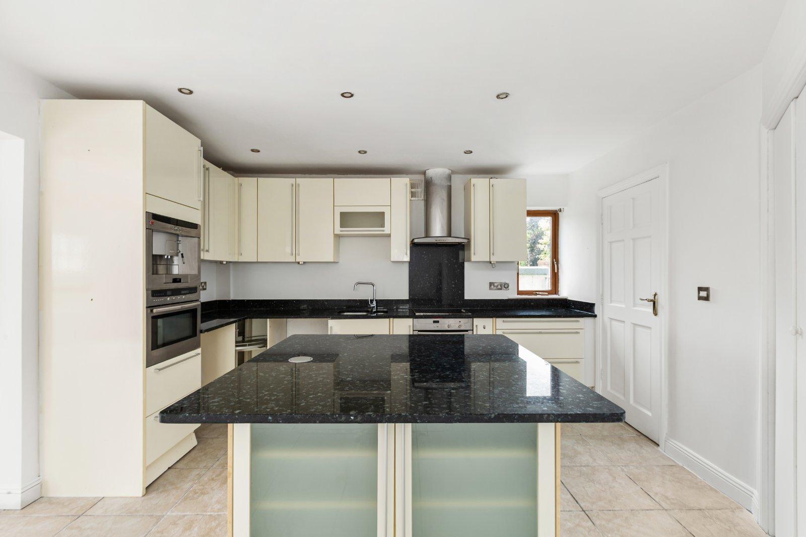 9 Westbury Woods, Enniscorthy, Co Wexford, Y21 - DNG Estate Agents