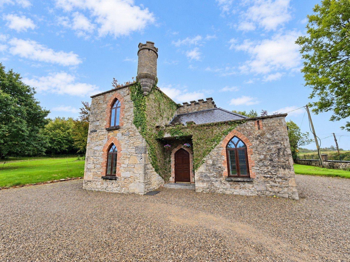 The Lodge, Castlecrine, Sixmilebridge, Co. Clare, V95NYH7 - DNG Estate Agents