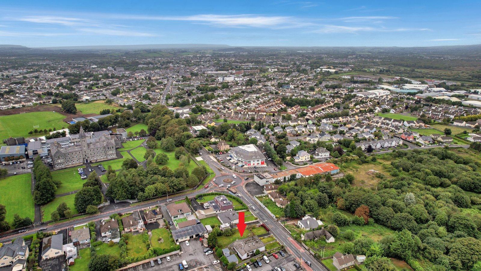Flagmount House, Clare Road, Ennis, Co Clare, V95YCR7 - DNG Estate Agents
