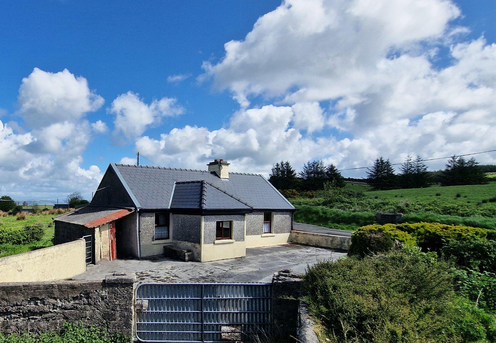 Ballynagonnaghtagh, Maurices Mills, Ennistymon, Co. Clare, V95HX40 - DNG Estate Agents