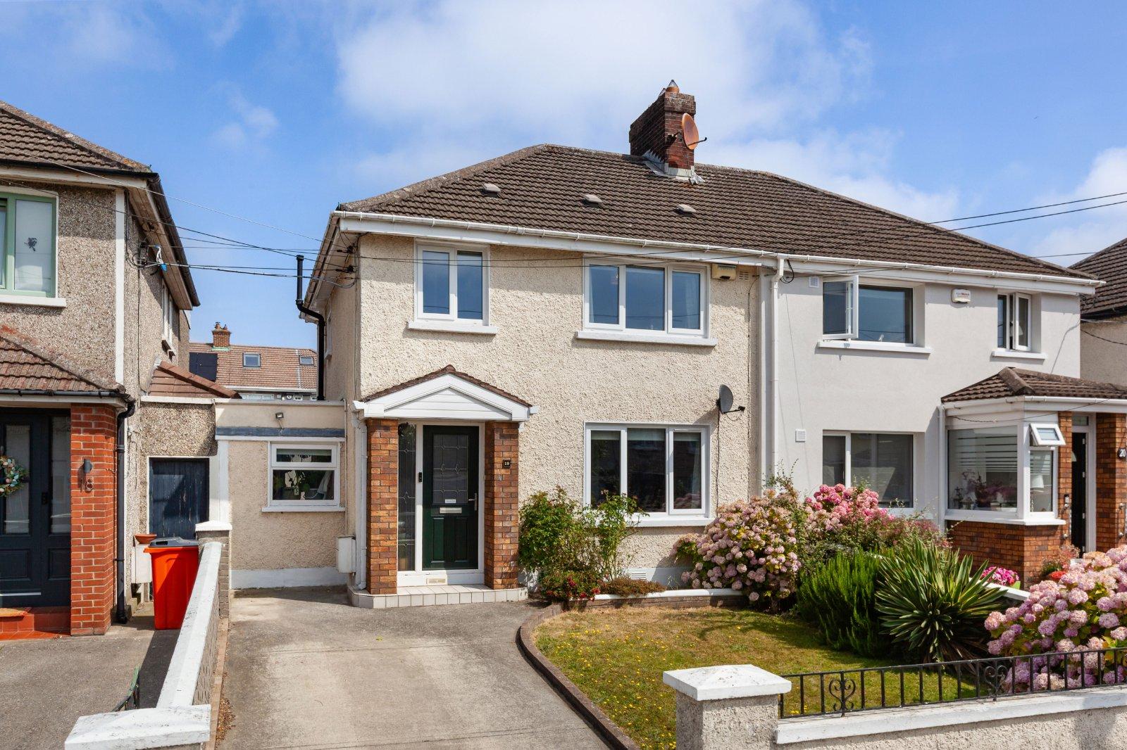 19 Beneavin Park, Glasnevin, Dublin 11, D11F5H2 - DNG Estate Agents