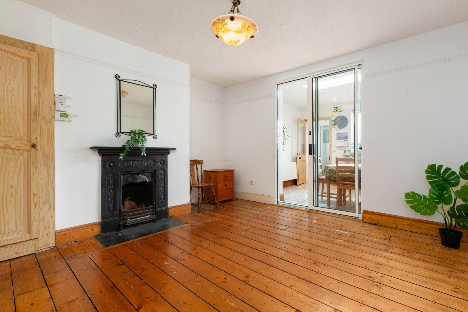 27 Bantry Road, Drumcondra, Co. Dublin, D09TR62 - DNG Estate Agents