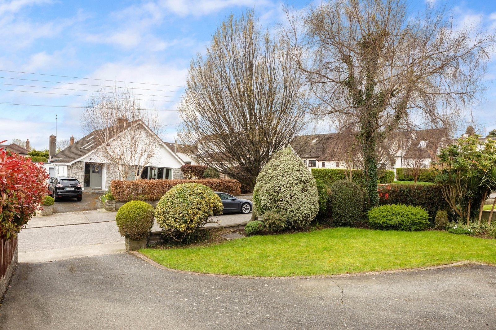 19 Knocksinna Park, Blackrock, Co. Dublin, D18V8N9 - DNG Estate Agents