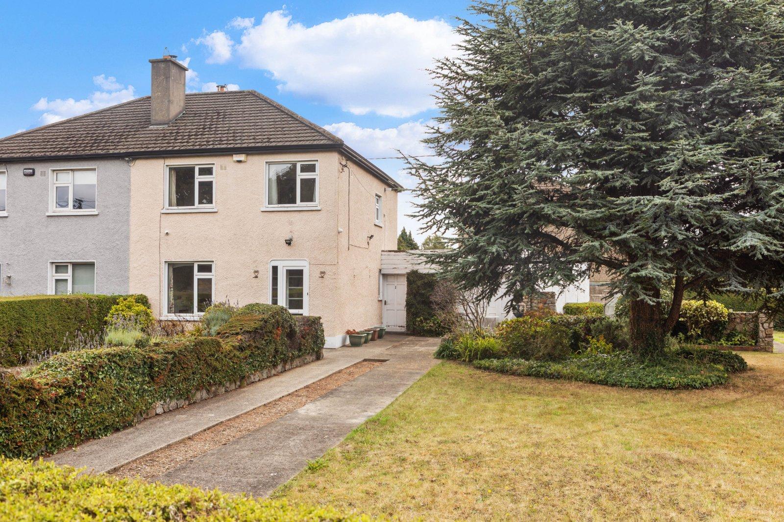 1 Abbey Park, Monkstown, Co. Dublin, A94VP27 - DNG Estate Agents