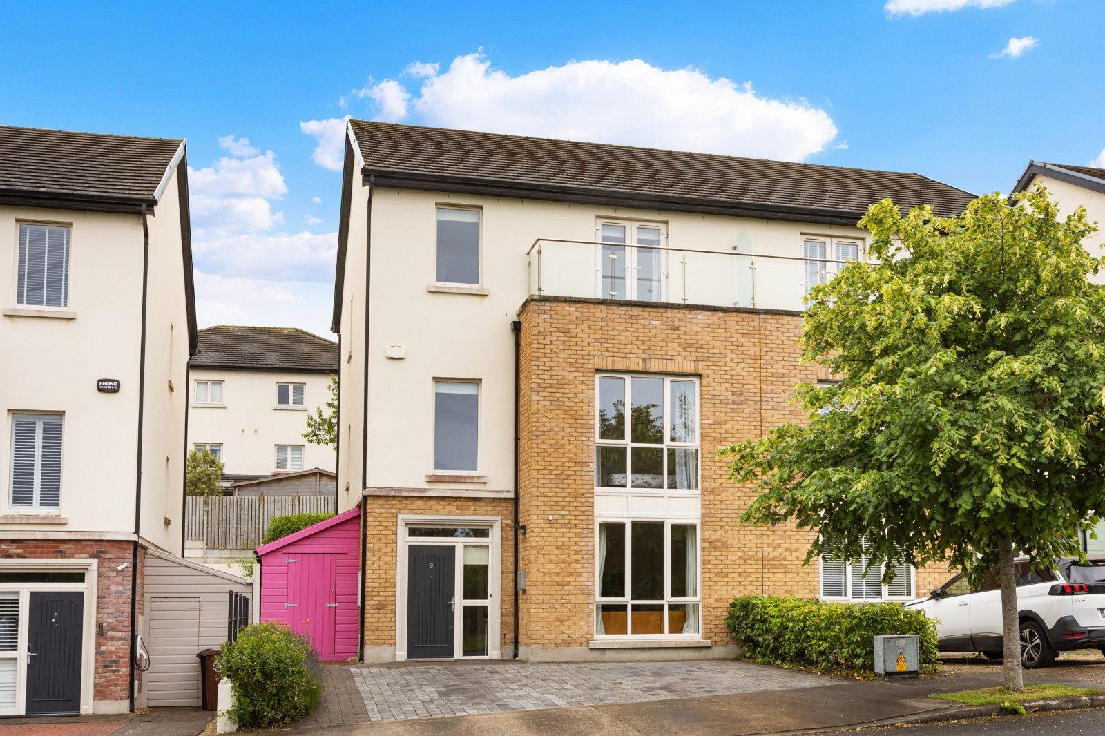 9 Blackberry Hill, Carrickmines, Dublin 18, D18R013 - DNG Estate Agents