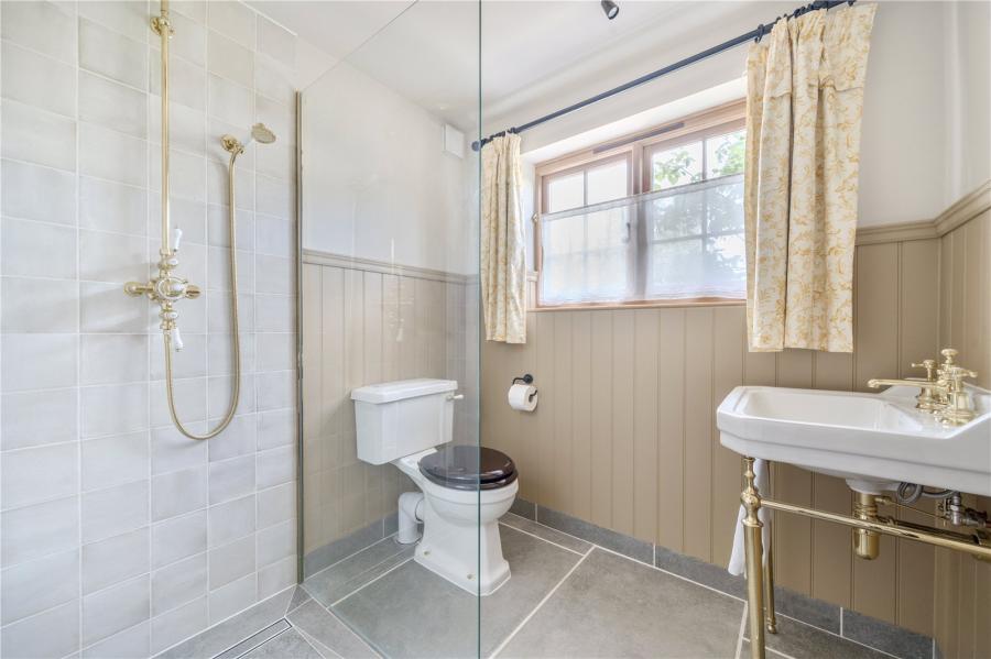 Dunn Street, Bredhurst, Gillingham, Kent, ME7, 7227, image-9 - Quealy & Co