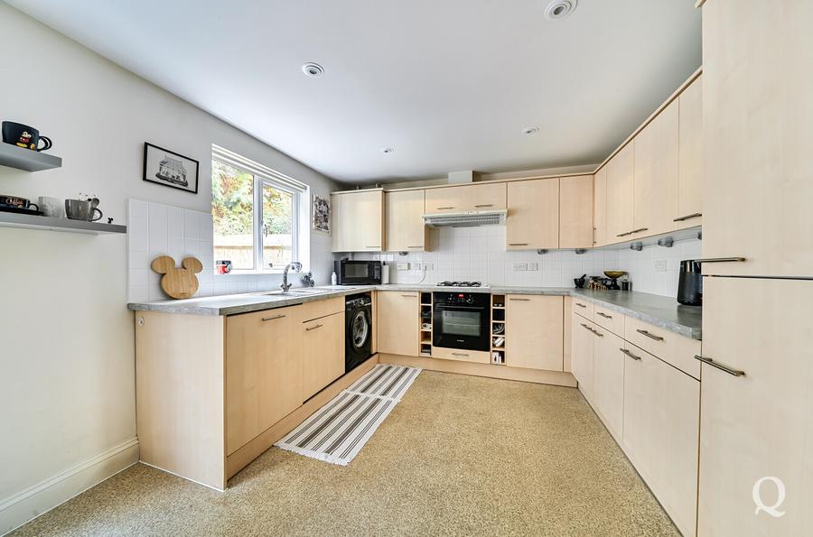 Groombridge Drive, Gillingham, Kent, ME7, 7764, image-33 - Quealy & Co