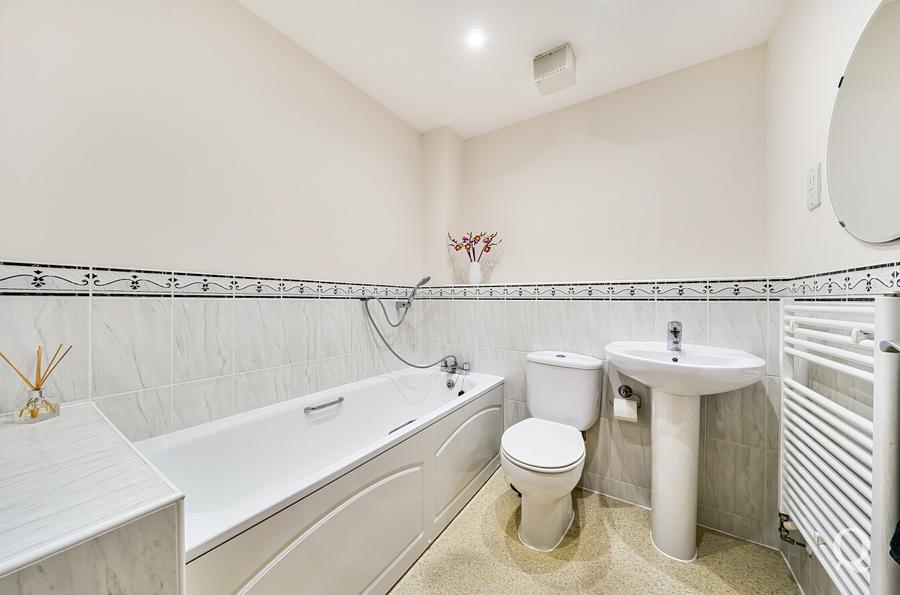 Groombridge Drive, Gillingham, Kent, ME7, 7764, image-7 - Quealy & Co
