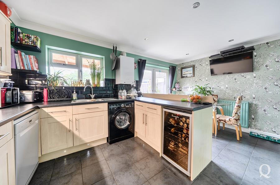 Larchwood Close, Boxley, Kent, ME5, 11325, image-3 - Quealy & Co