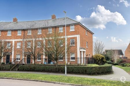 Beacon Avenue, Kings Hill, West Malling, Kent, ME19, 7921 - Quealy & Co